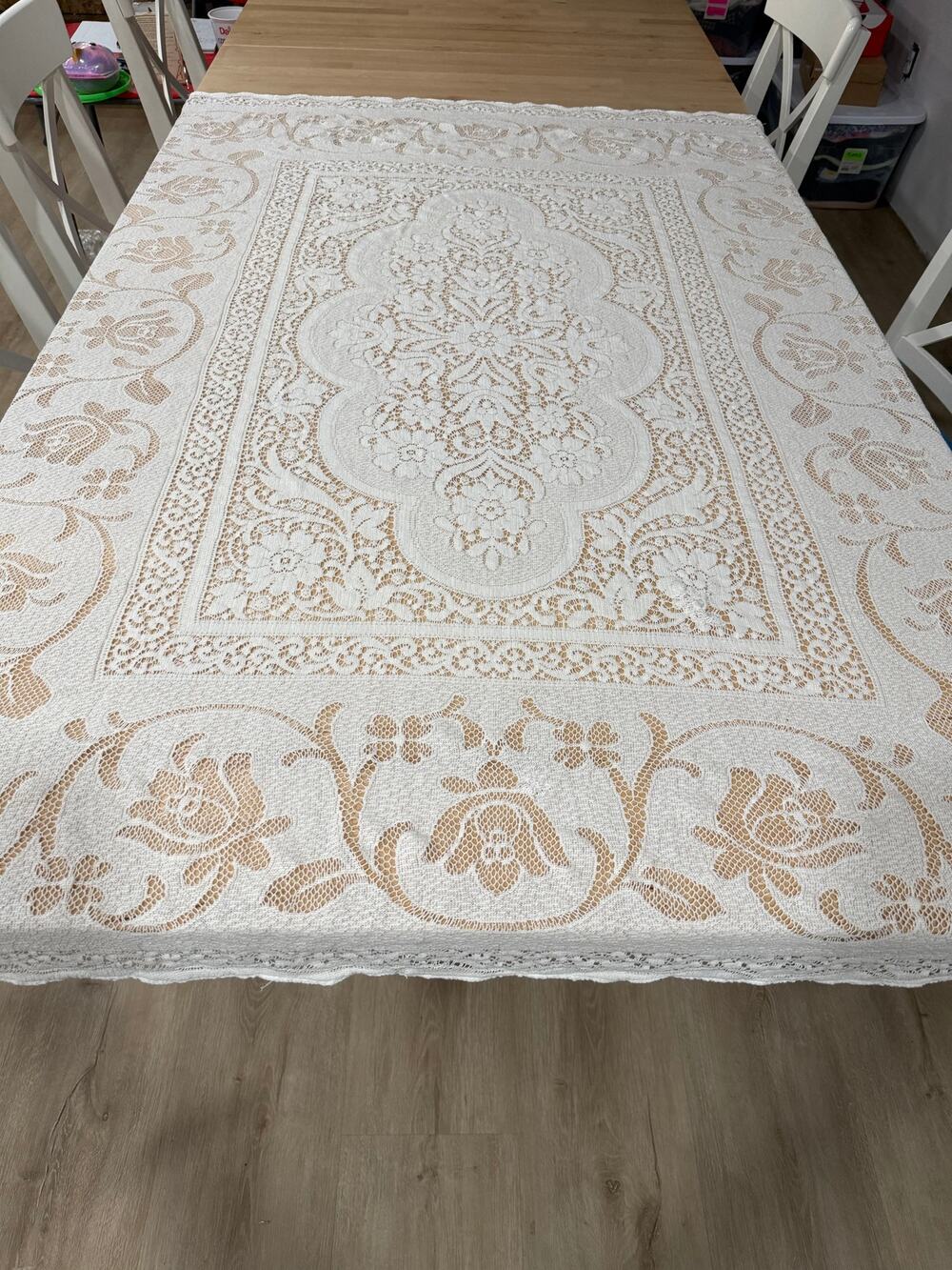 VINTAGE Lace Tablecloth Floral Cottagecore Farmhouse White Rectangular Cotton